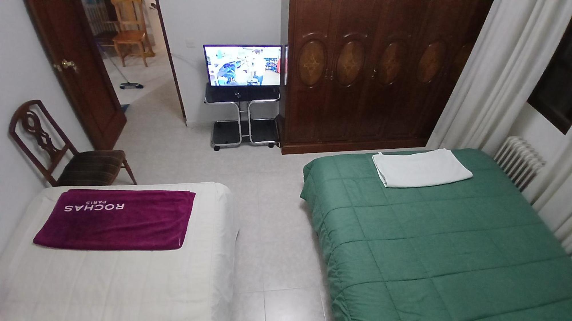 Habitacion Privada Familiar โตเลโด ภายนอก รูปภาพ