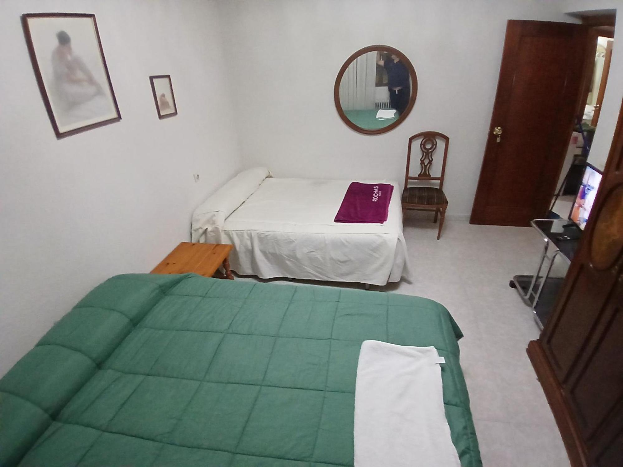 Habitacion Privada Familiar โตเลโด ภายนอก รูปภาพ