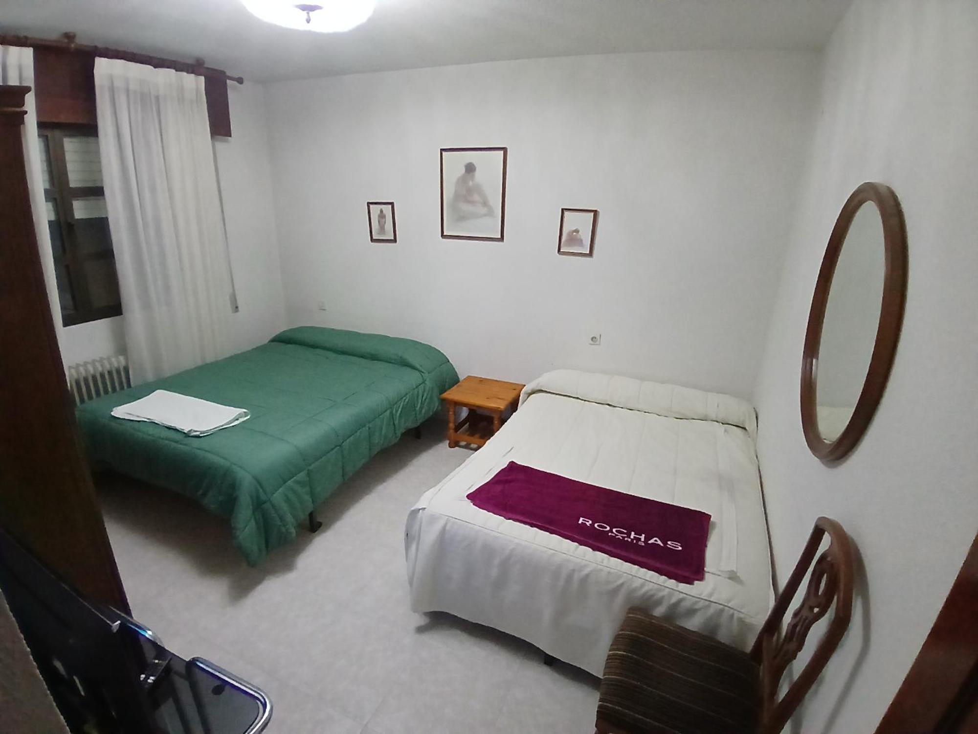 Habitacion Privada Familiar โตเลโด ภายนอก รูปภาพ