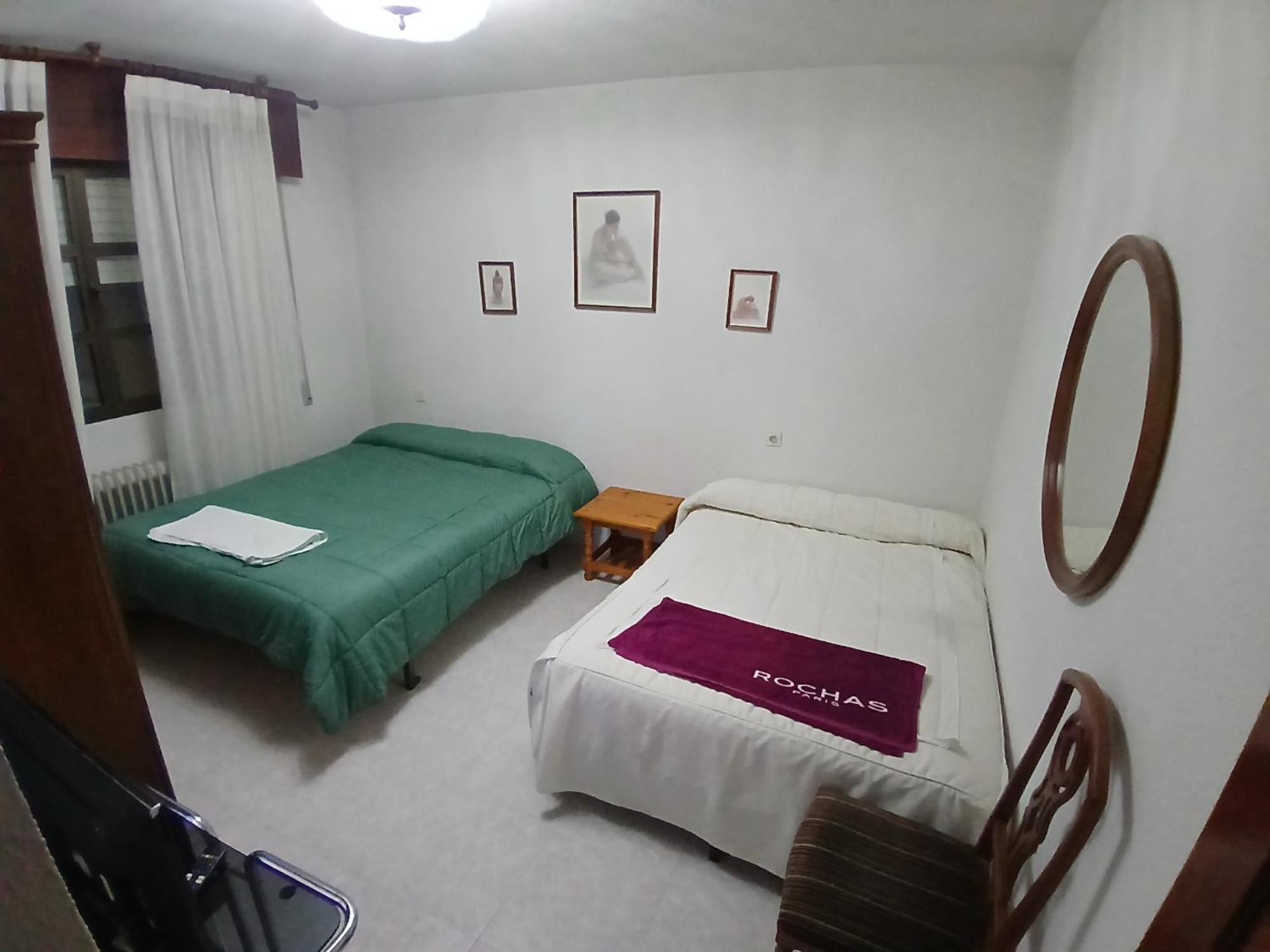 Habitacion Privada Familiar โตเลโด ภายนอก รูปภาพ